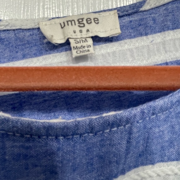 Umgee S/M. Blue and white top with fringe. - Picture 4 of 4